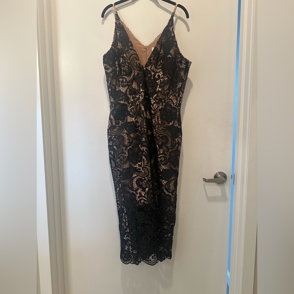 Dress the Population Black and Nude Lace Dress - Picture 4 of 8